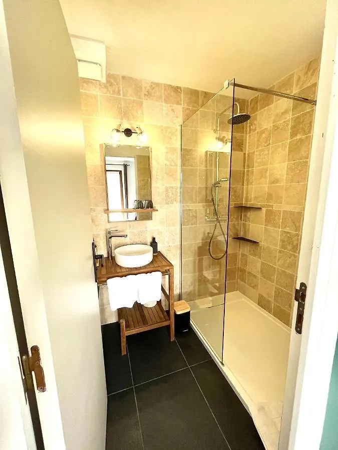 **  Hotel Les Chaumettes Savines France