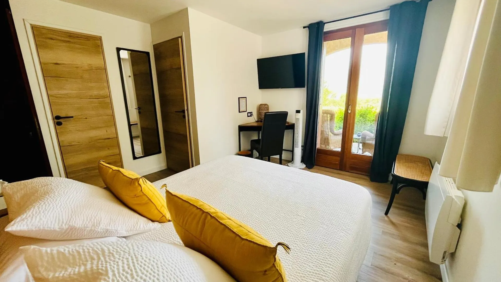 סבינס Hotel Les Chaumettes